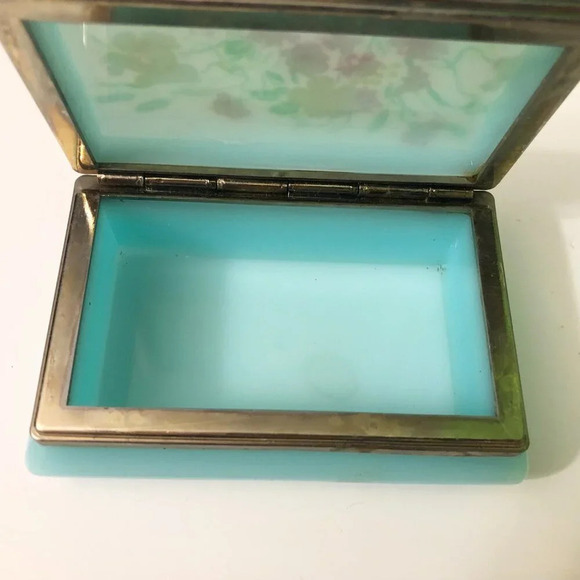 Vintage Trinket Box Blue Plastic Hong Kong Hinged Floral Case Flaws - Picture 5 of 16